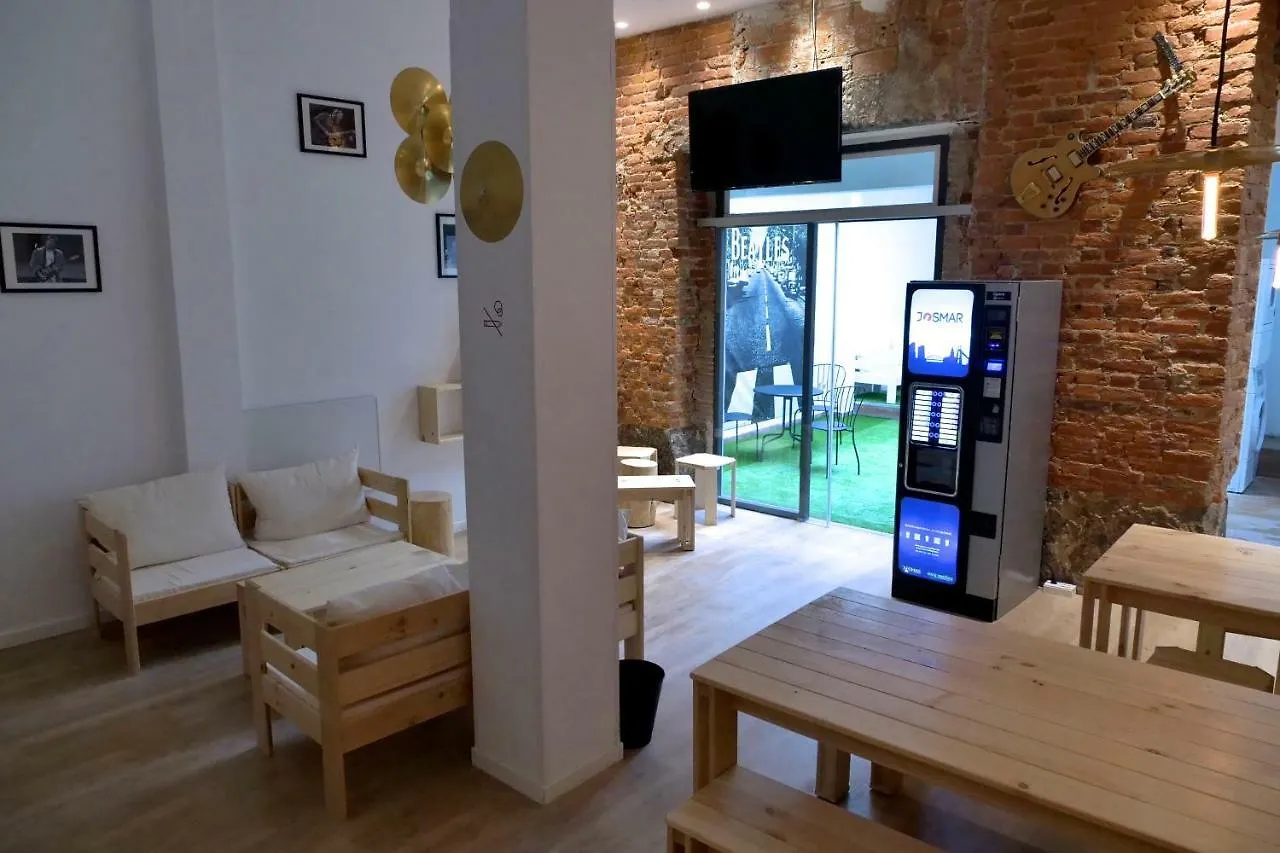 Guitar Hostel Bilbao Spain